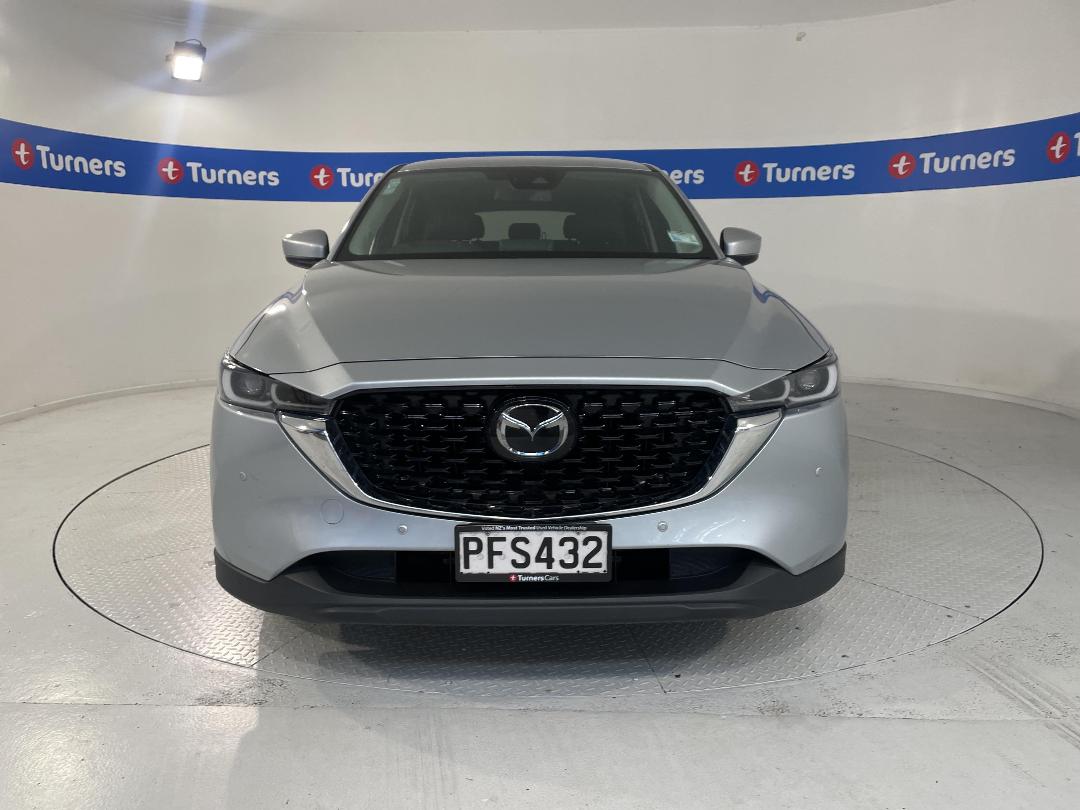 Photo '2' of Mazda CX-5