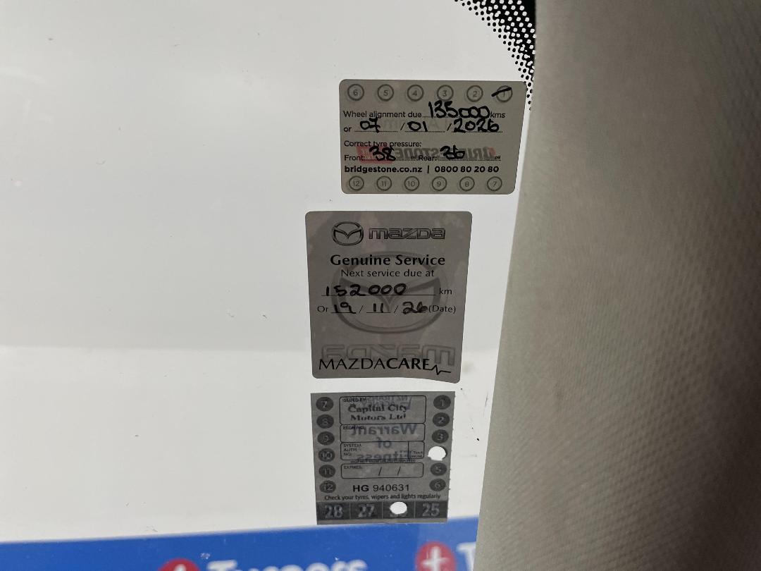 Photo '34' of Mazda CX-5