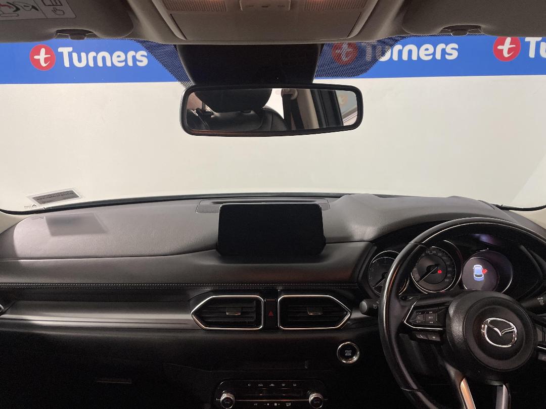 Photo '17' of Mazda CX-5