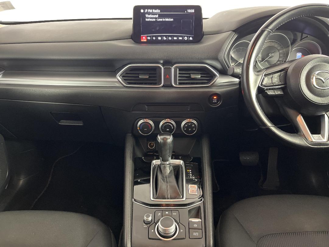 Photo '18' of Mazda CX-5 Photo '18' of Mazda CX-5