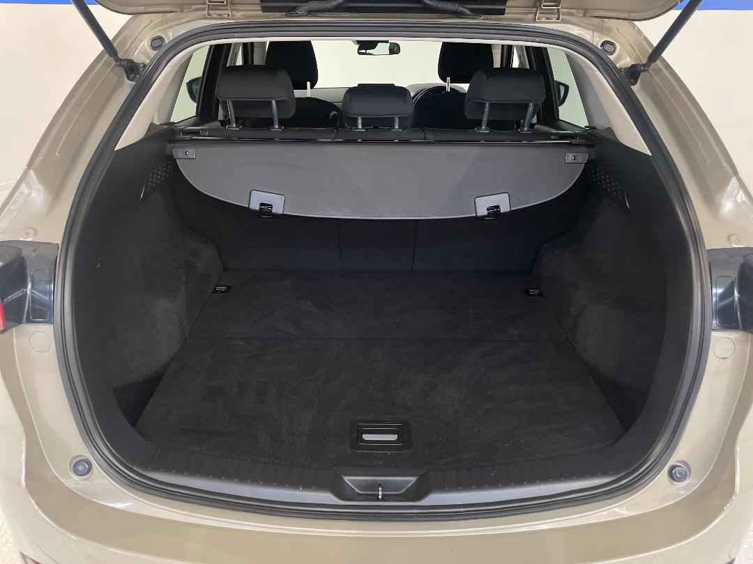 Photo '14' of Mazda CX-5