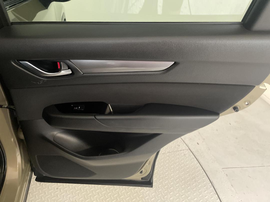 Photo '19' of Mazda CX-5