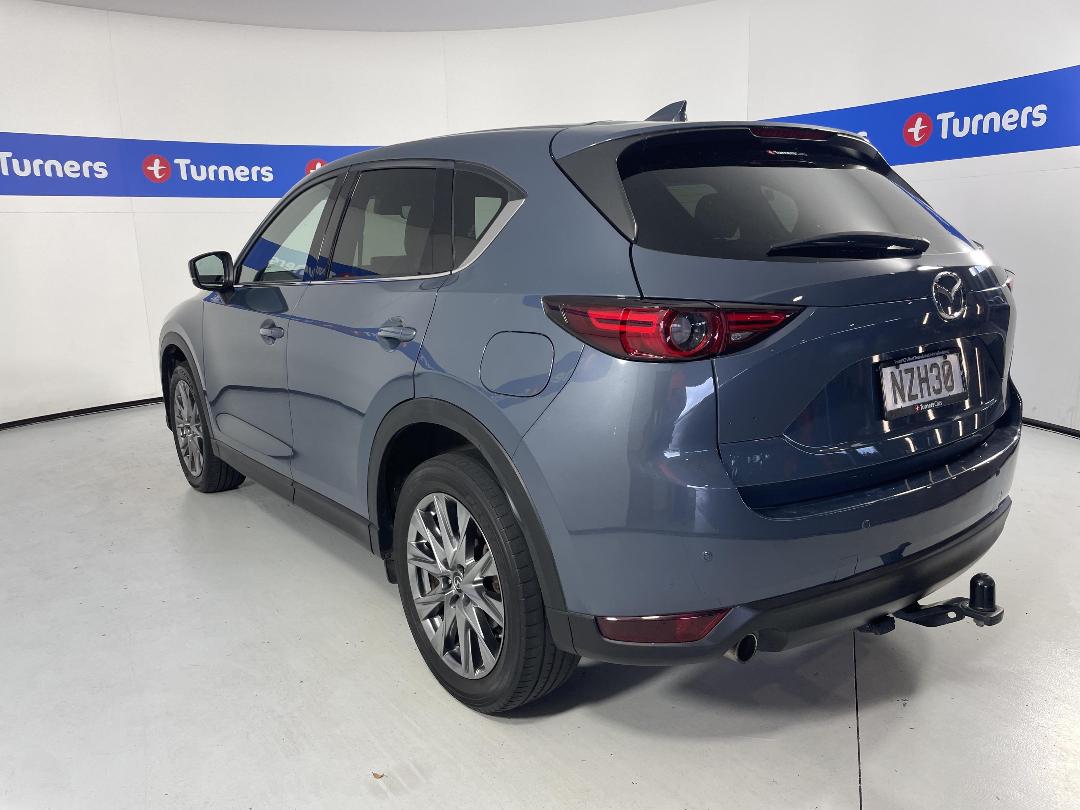 Photo '5' of Mazda CX-5 Photo '5' of Mazda CX-5