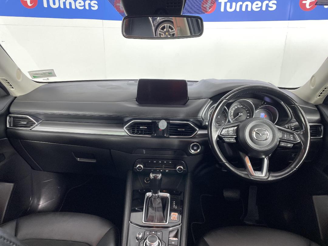 Photo '17' of Mazda CX-5