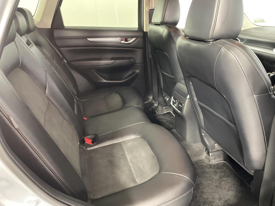 Photo '20' of Mazda CX-5