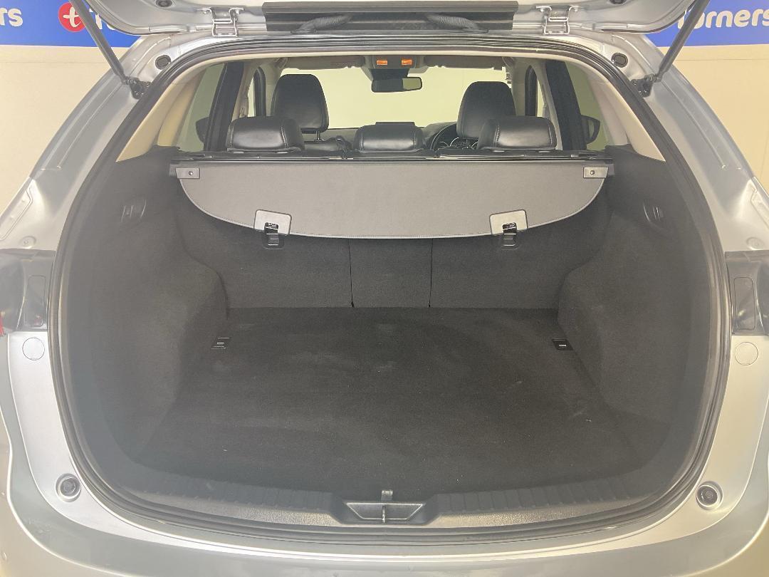 Photo '14' of Mazda CX-5