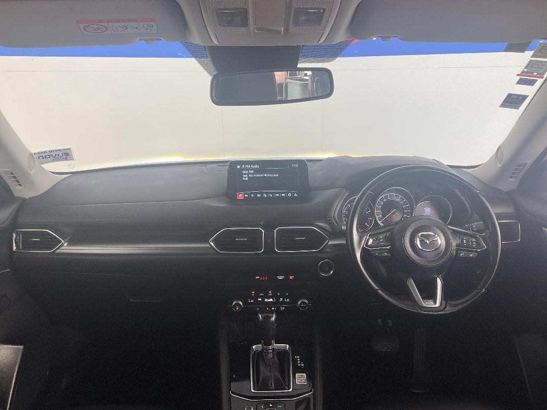 Photo '17' of Mazda CX-5