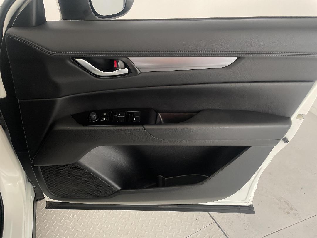 Photo '15' of Mazda CX-5 Photo '15' of Mazda CX-5