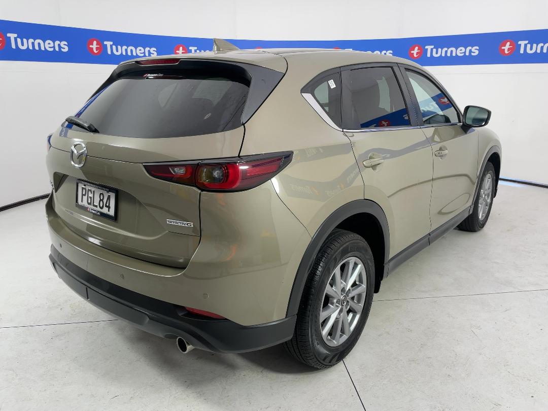 Photo '7' of Mazda CX-5 Photo '7' of Mazda CX-5