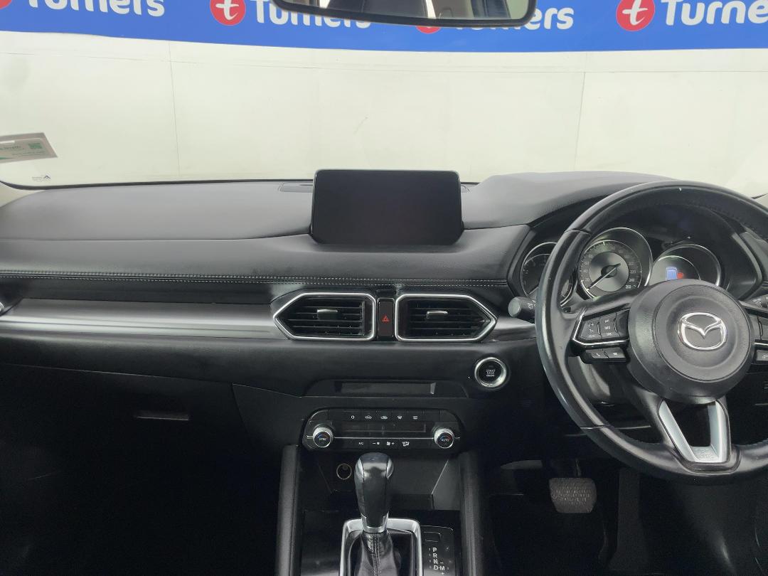 Photo '17' of Mazda CX-5 Photo '17' of Mazda CX-5