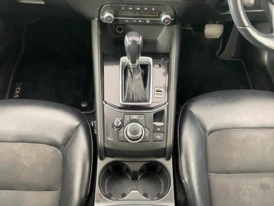 Photo '18' of Mazda CX-5 Photo '18' of Mazda CX-5