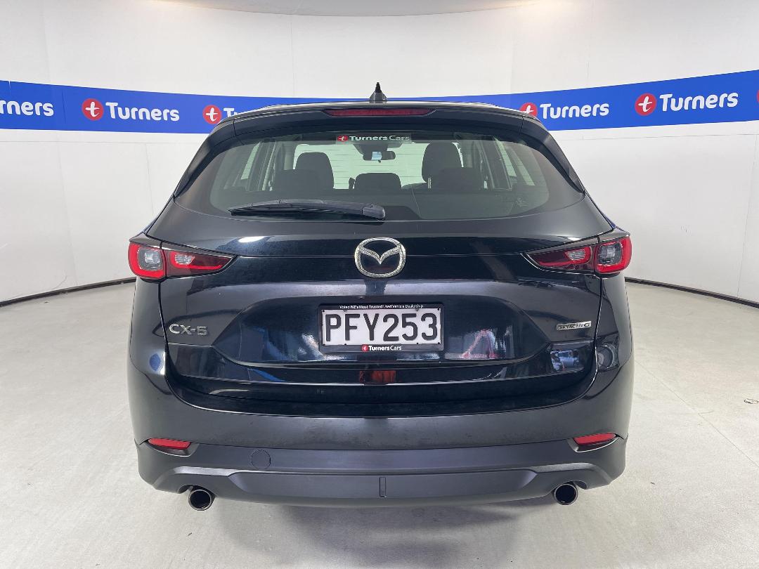 Photo '6' of Mazda CX-5 Photo '6' of Mazda CX-5