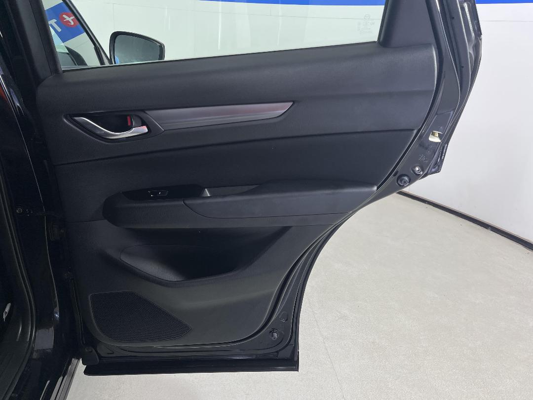 Photo '19' of Mazda CX-5 Photo '19' of Mazda CX-5