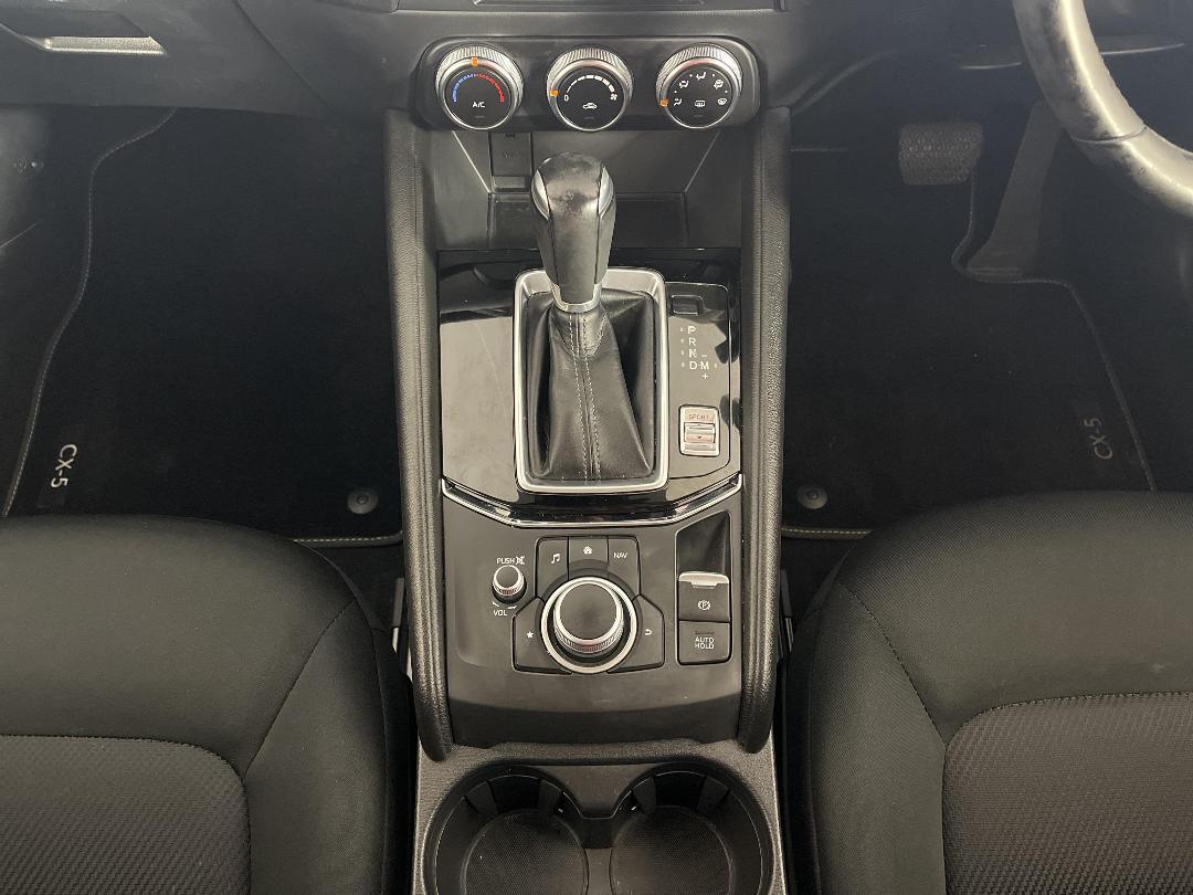 Photo '18' of Mazda CX-5 Photo '18' of Mazda CX-5