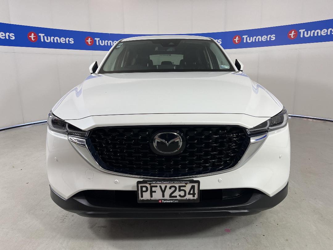 Photo '2' of Mazda CX-5