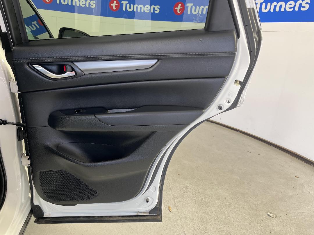 Photo '19' of Mazda CX-5