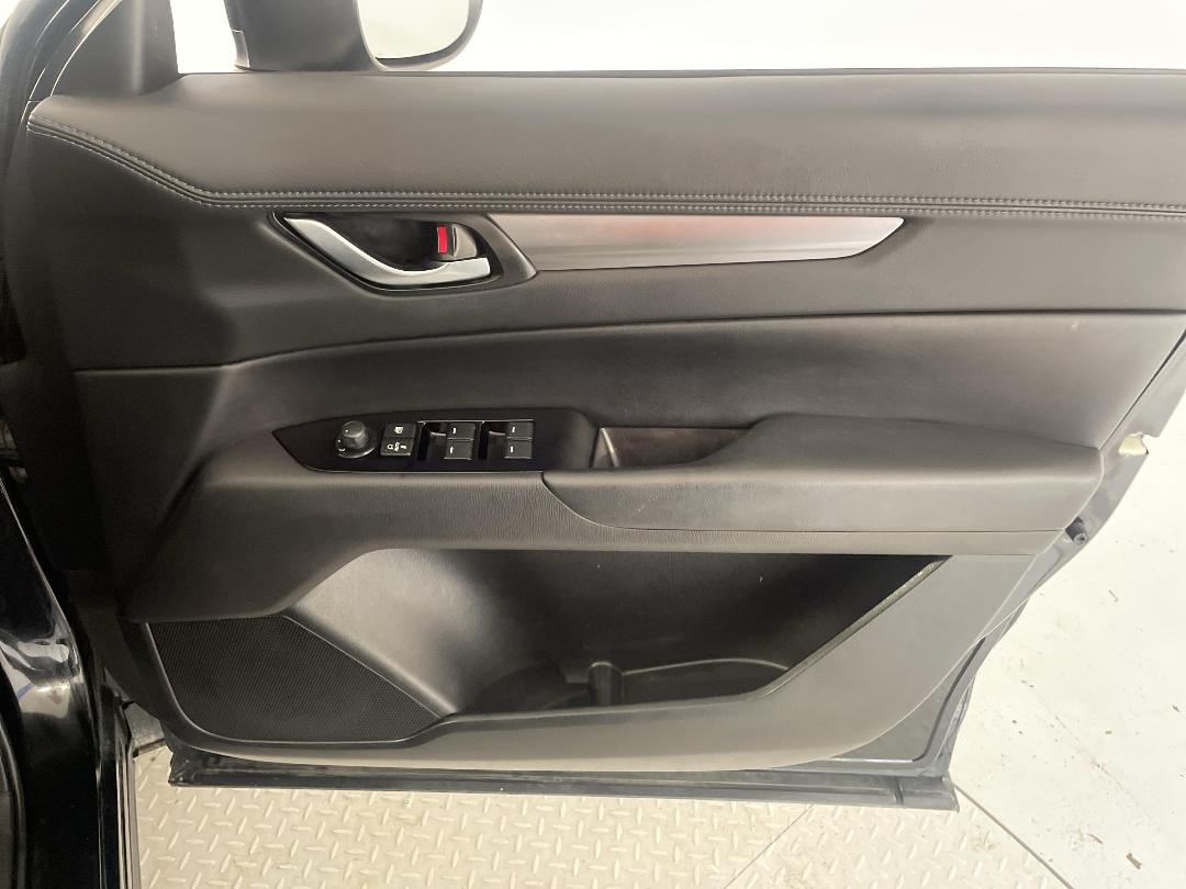 Photo '15' of Mazda CX-5