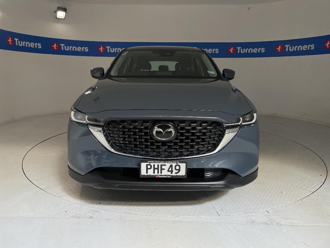 Photo '2' of Mazda CX-5