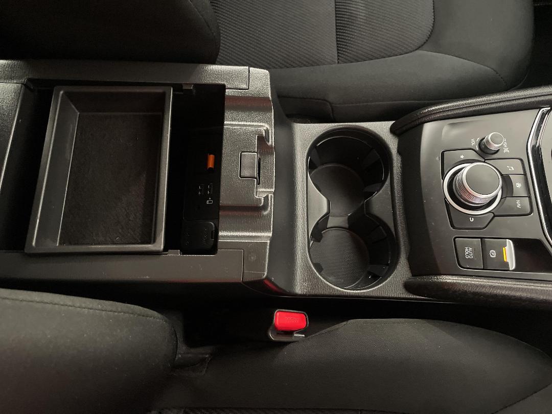 Photo '32' of Mazda CX-5