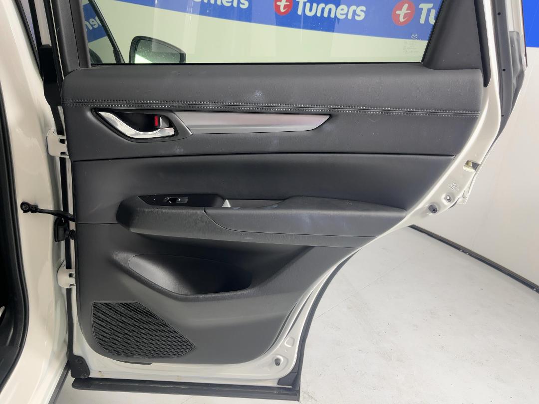 Photo '19' of Mazda CX-5