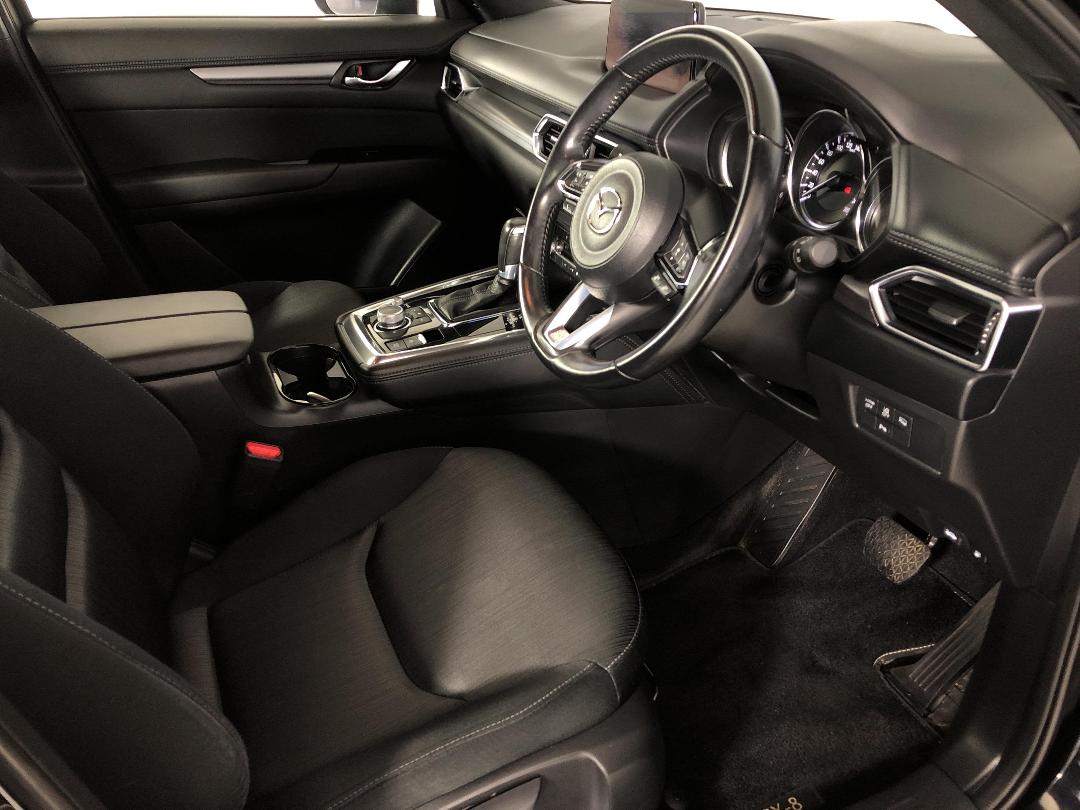 Photo '16' of Mazda CX-8 Photo '16' of Mazda CX-8