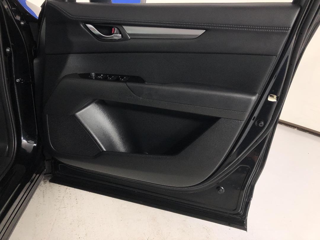 Photo '15' of Mazda CX-8 Photo '15' of Mazda CX-8