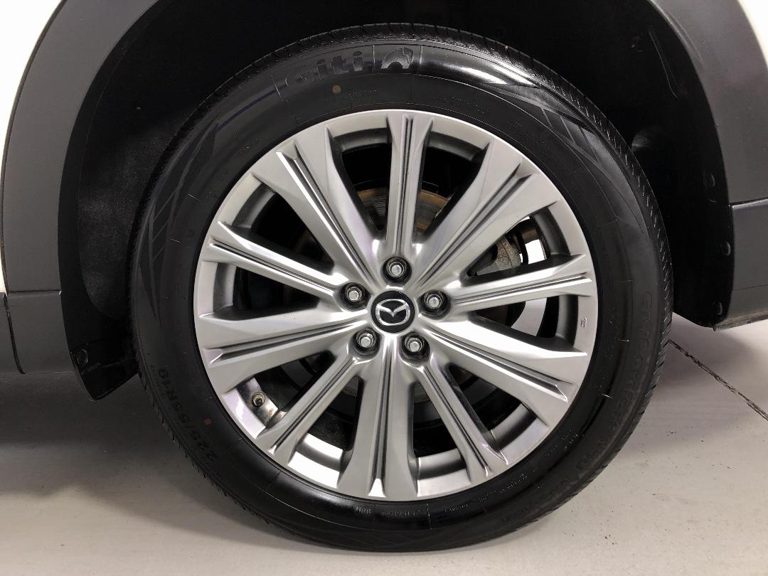 Photo '11' of Mazda CX-8