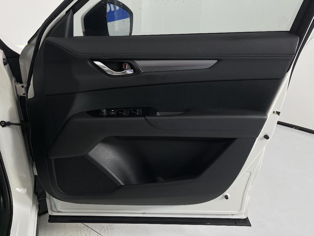 Photo '15' of Mazda CX-8 Photo '15' of Mazda CX-8