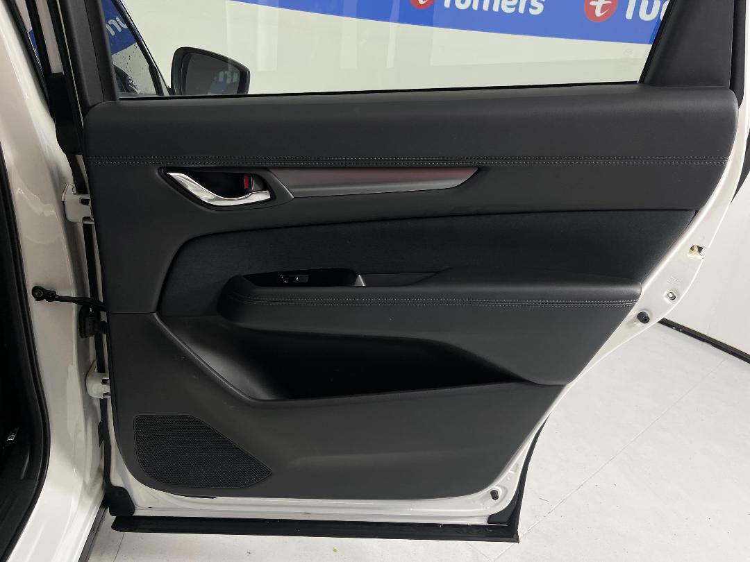 Photo '19' of Mazda CX-8 Photo '19' of Mazda CX-8