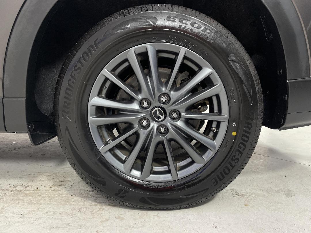 Photo '11' of Mazda CX-8