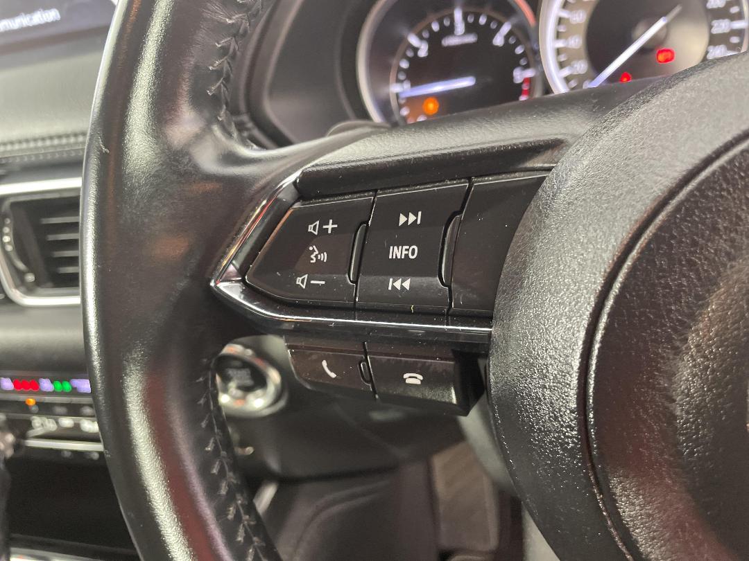 Photo '23' of Mazda CX-8