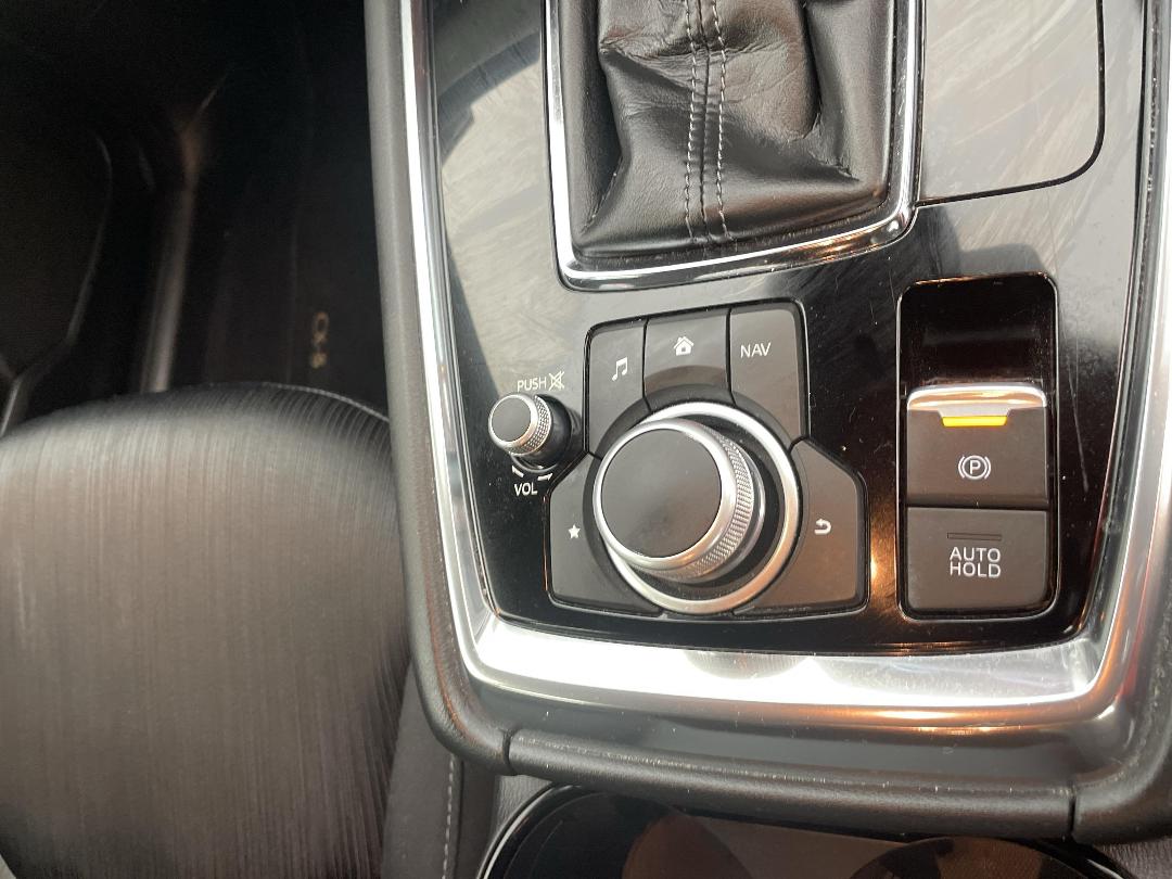 Photo '25' of Mazda CX-8