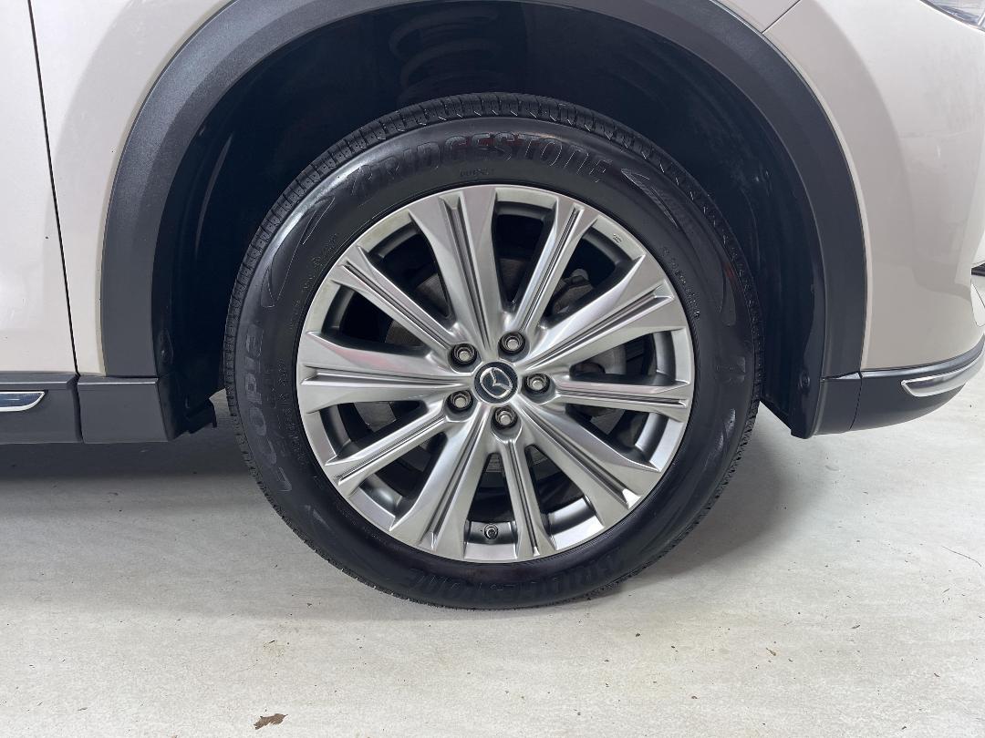 Photo '9' of Mazda CX-8