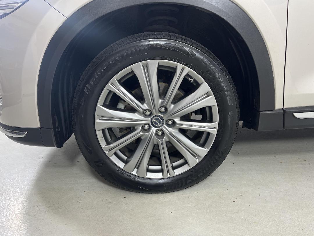 Photo '10' of Mazda CX-8