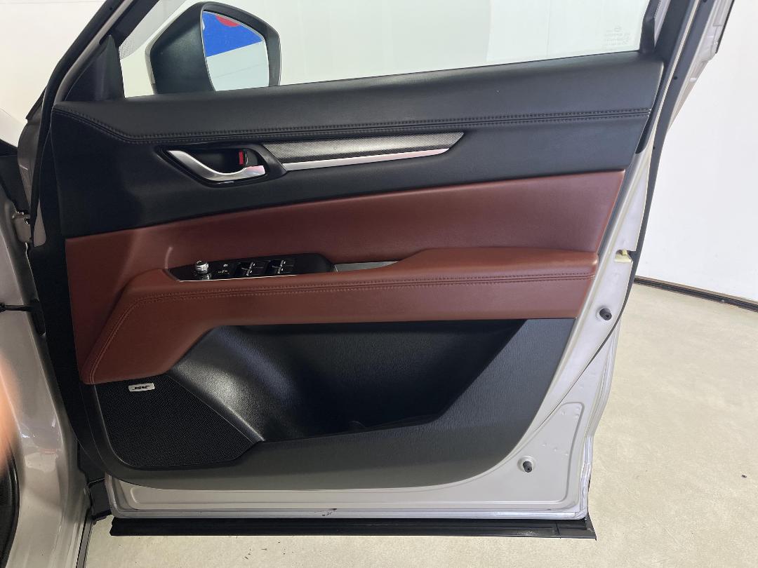 Photo '15' of Mazda CX-8