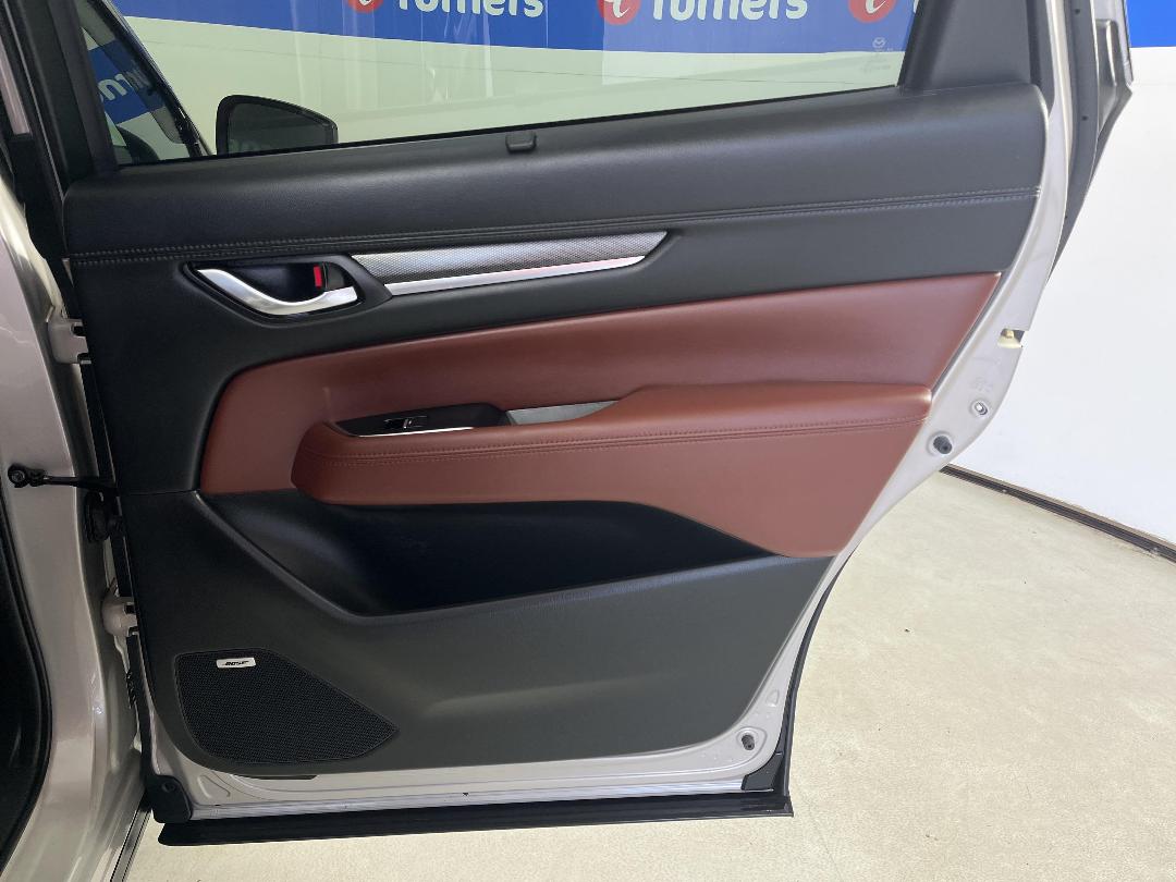 Photo '19' of Mazda CX-8