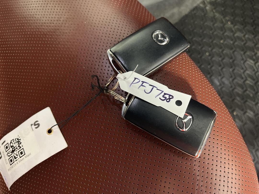 Photo '22' of Mazda CX-8