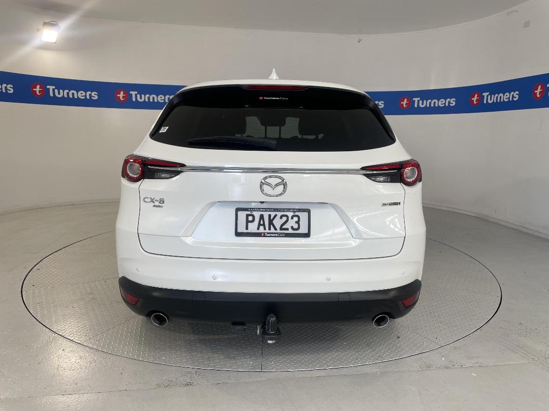 Photo '6' of Mazda CX-8