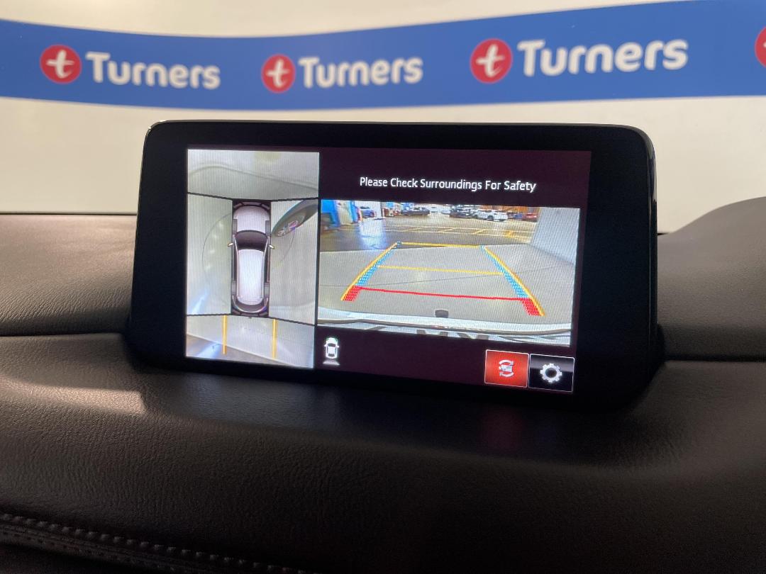 Photo '30' of Mazda CX-8