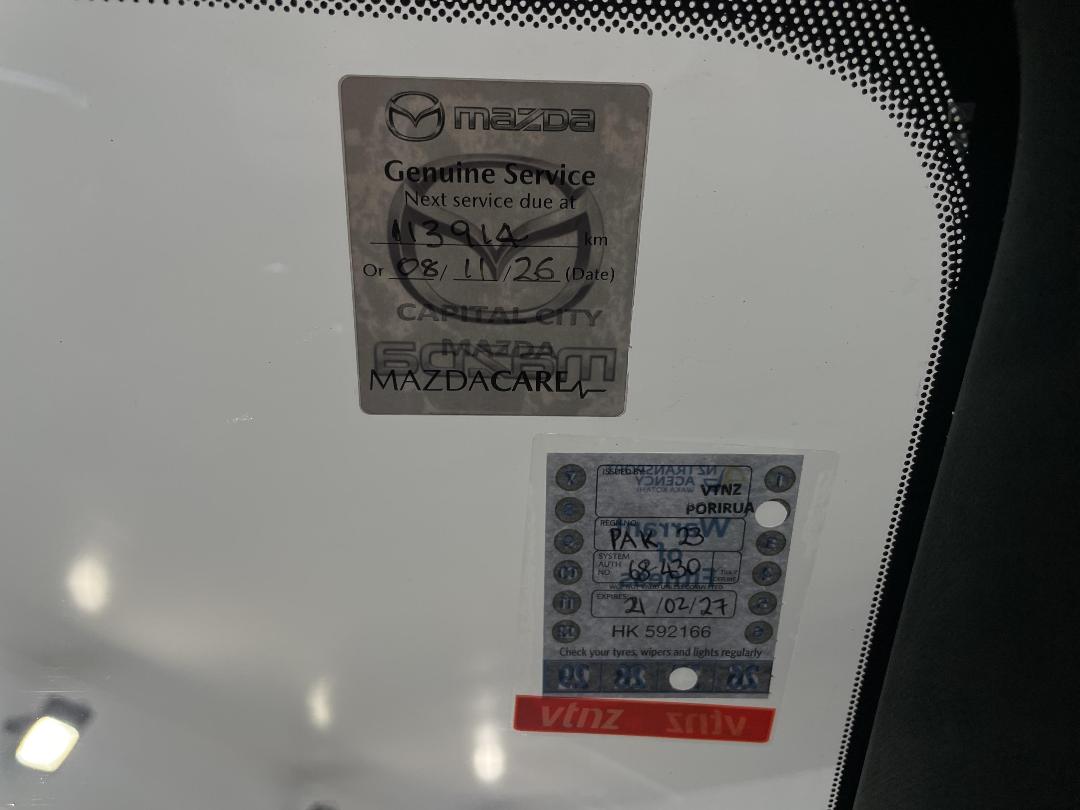 Photo '34' of Mazda CX-8