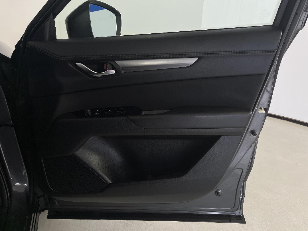 Photo '15' of Mazda CX-8 Photo '15' of Mazda CX-8