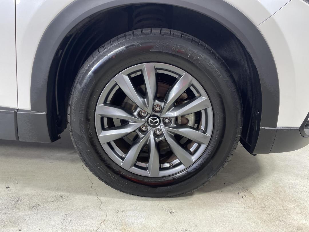 Photo '9' of Mazda CX-9 Photo '9' of Mazda CX-9