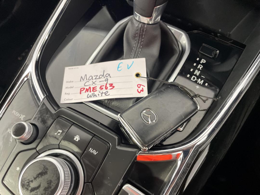 Photo '22' of Mazda CX-9 Photo '22' of Mazda CX-9