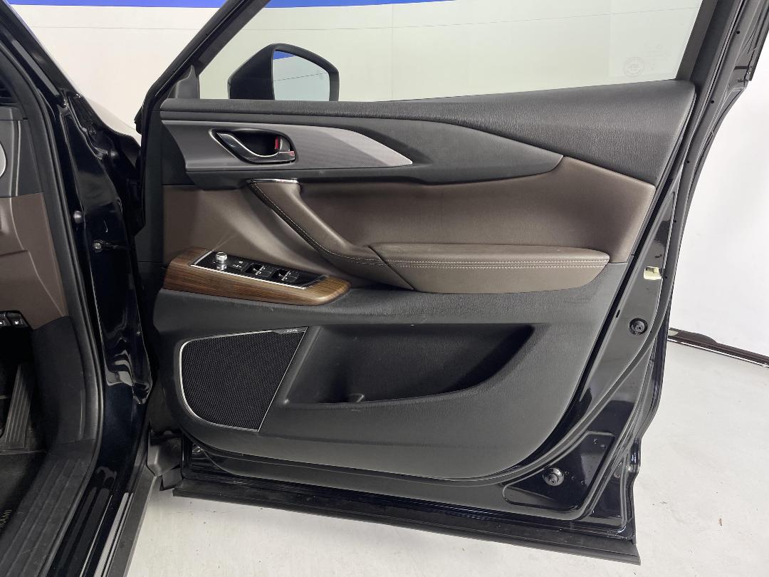 Photo '15' of Mazda CX-9