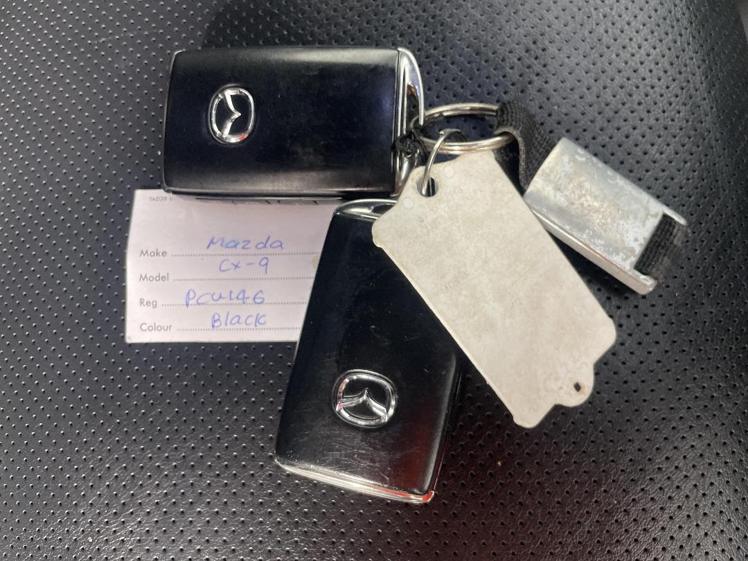 Photo '22' of Mazda CX-9