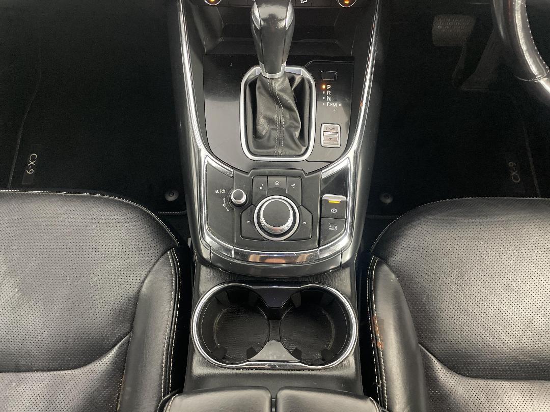 Photo '18' of Mazda CX-9