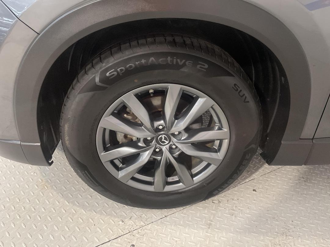 Photo '10' of Mazda CX-9