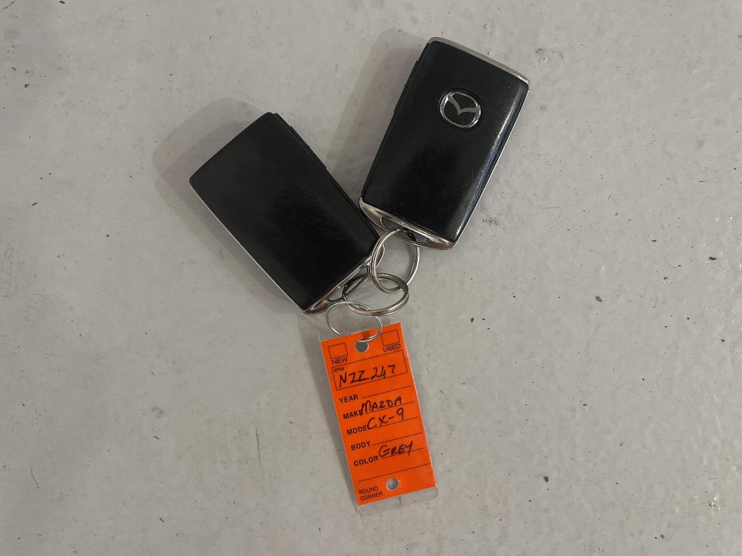 Photo '22' of Mazda CX-9