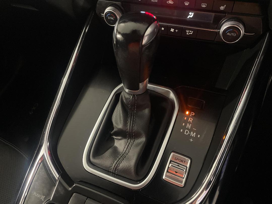 Photo '32' of Mazda CX-9