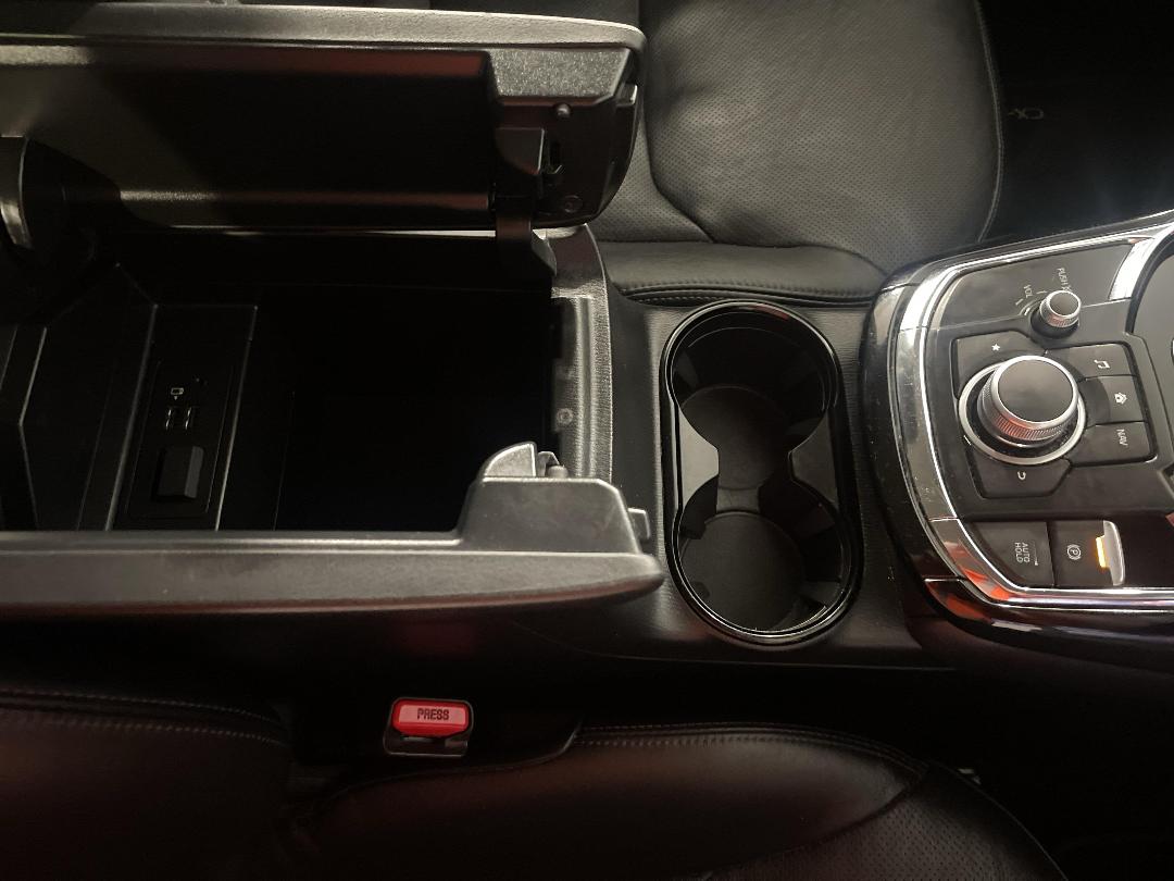 Photo '33' of Mazda CX-9